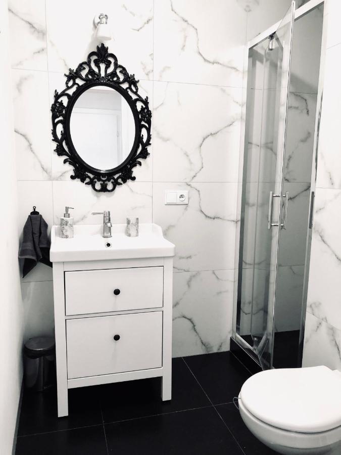 Sunny Apartment W Centrum Starego Miasta غدانسك المظهر الخارجي الصورة